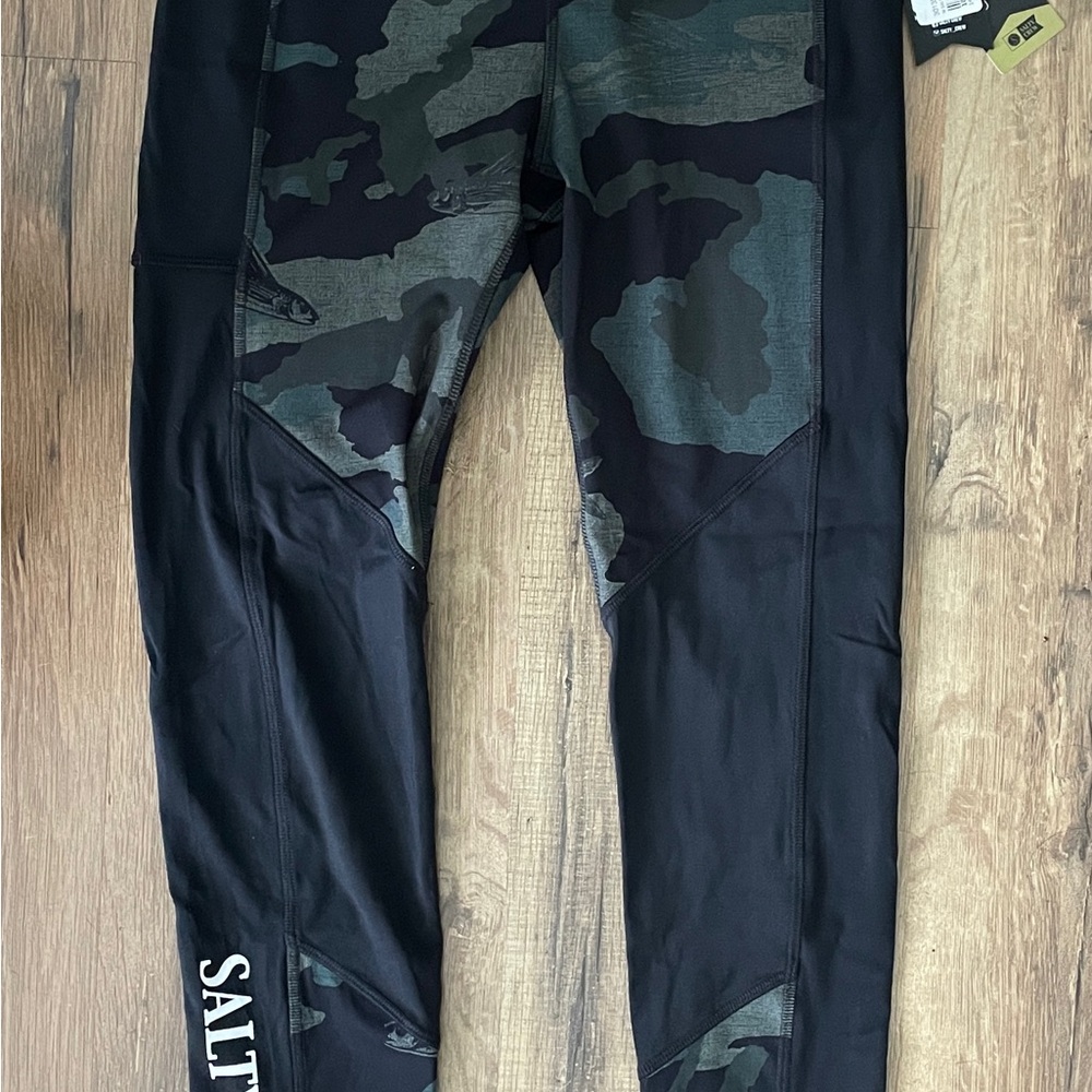 Salty Crew Jade Camo Leggings
